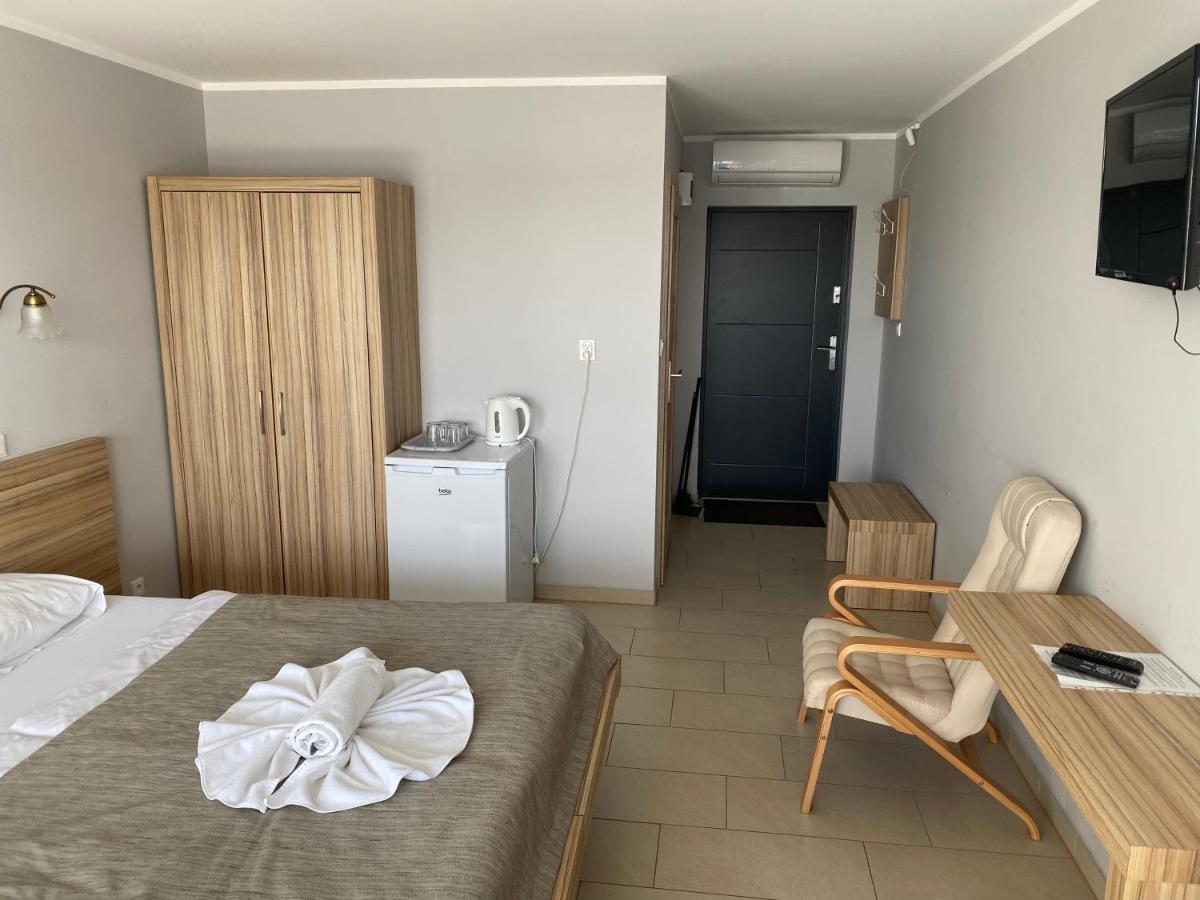 Pensjonat Dlugie Nowicki Rooms & Apartments Zewnętrze zdjęcie